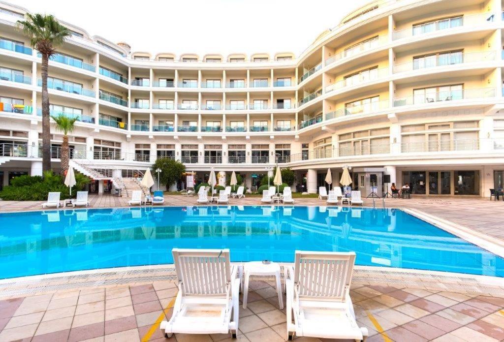 Pineta Park Deluxe Hotel マルマリス エクステリア 写真