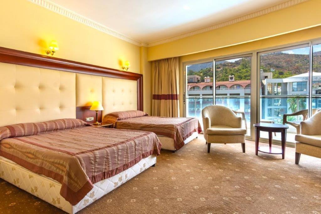 Pineta Park Deluxe Hotel マルマリス エクステリア 写真